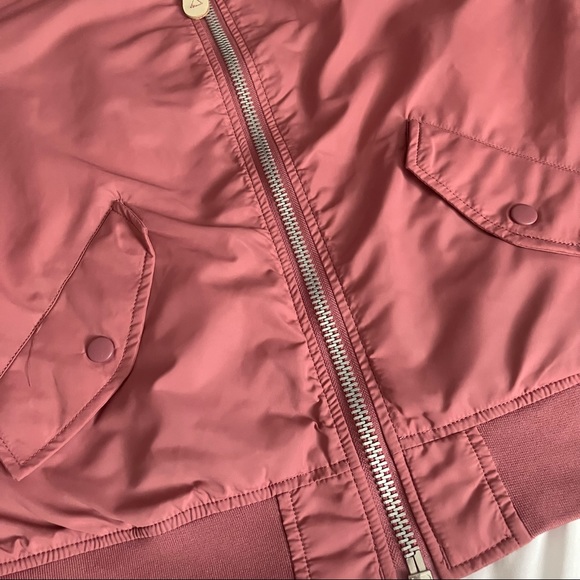 Alpha Industries Flight Jacket 🧥 - Picture 15 of 16